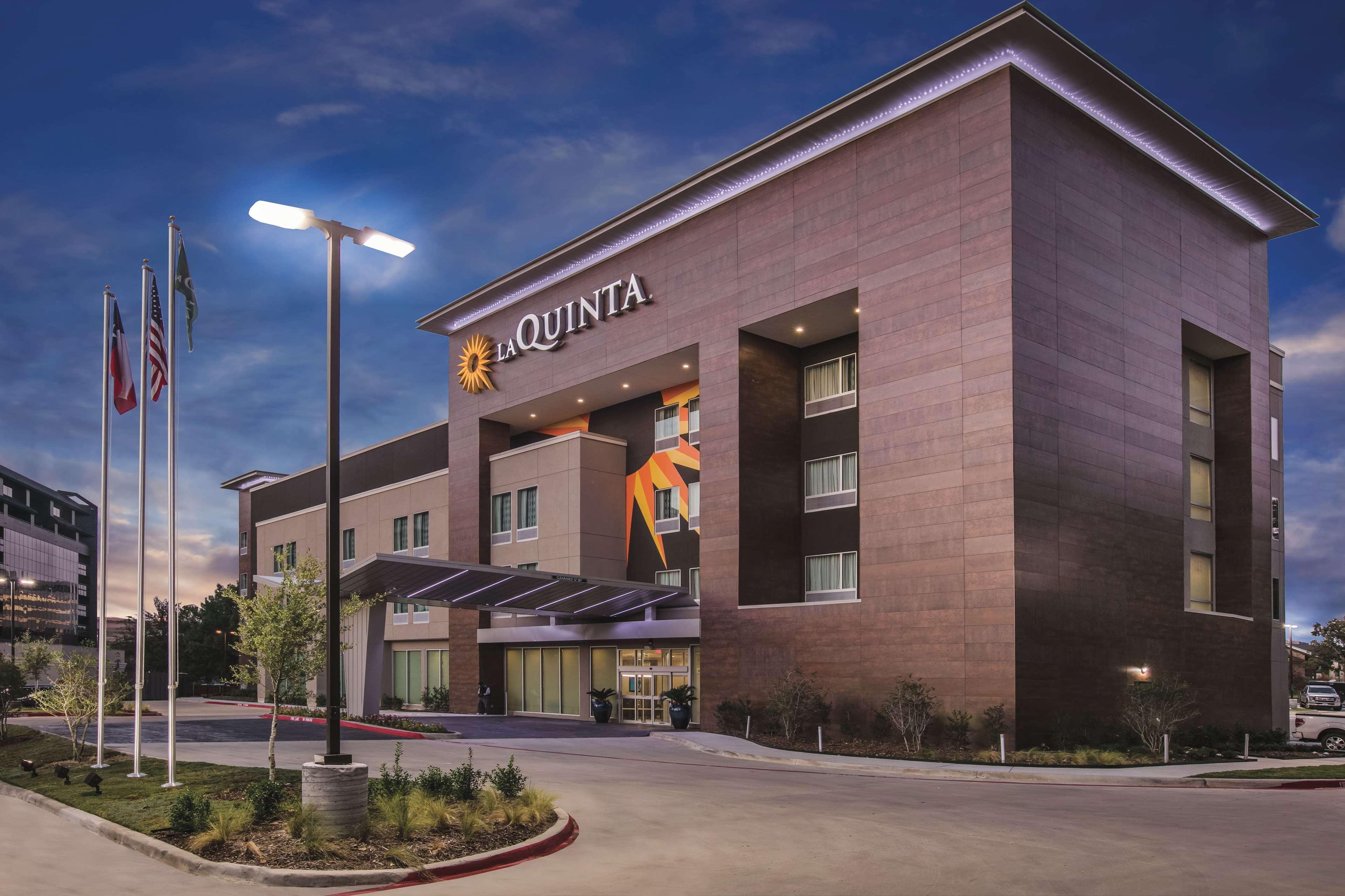 La Quinta By Wyndham Dallas - Richardson Eksteriør billede