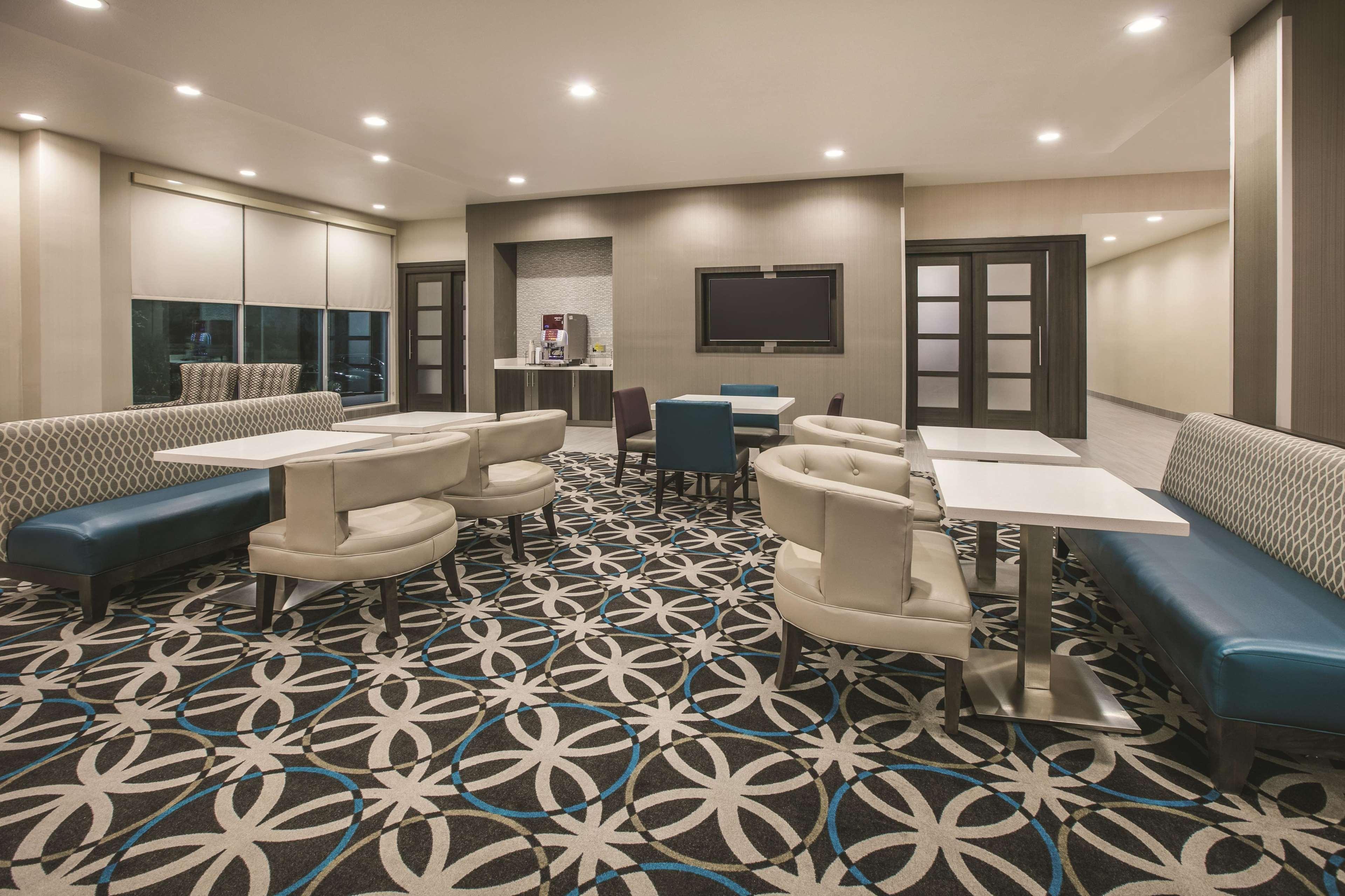 La Quinta By Wyndham Dallas - Richardson Eksteriør billede